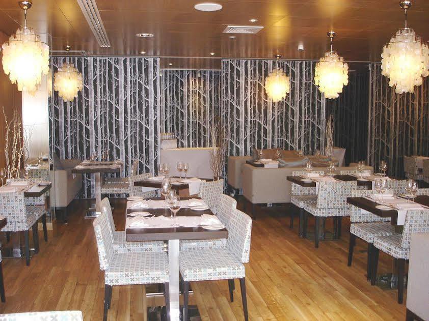 Beales Hotel 哈特菲尔德 餐厅 照片